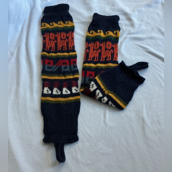Accessories - Peruvian Alpaca blend Unisex leg warmers. NWOT